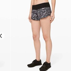 Lululemon Speed Up Short *2.5" Floral Spritz Multi / Black